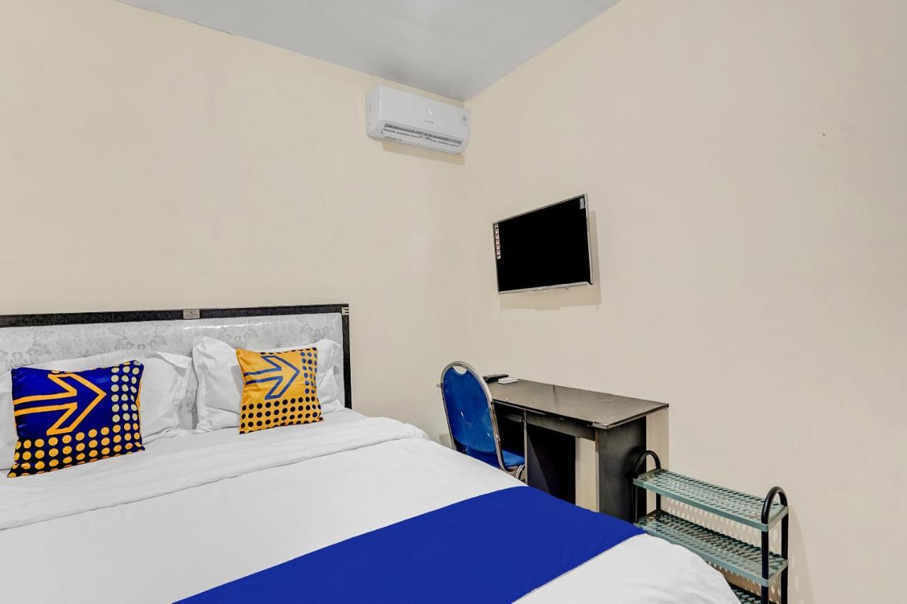 สปอต ออน โกเซปา เมเจนด์ ซังคูโน Hotel สุราบายา ภายนอก รูปภาพ